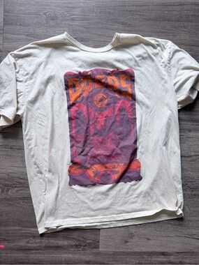 Men's Graphic The Doors Short-Sleeve Tee in White with Red/Purple Print
